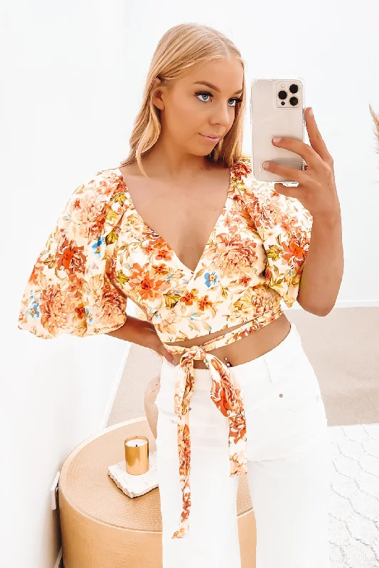 Maya Crop Top Floral Fashionable Trendy Casual