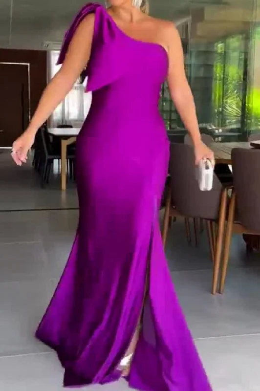 Charming Mermaid Prom Dresses Long Party Dresses with Slit Halter Neckline Beach