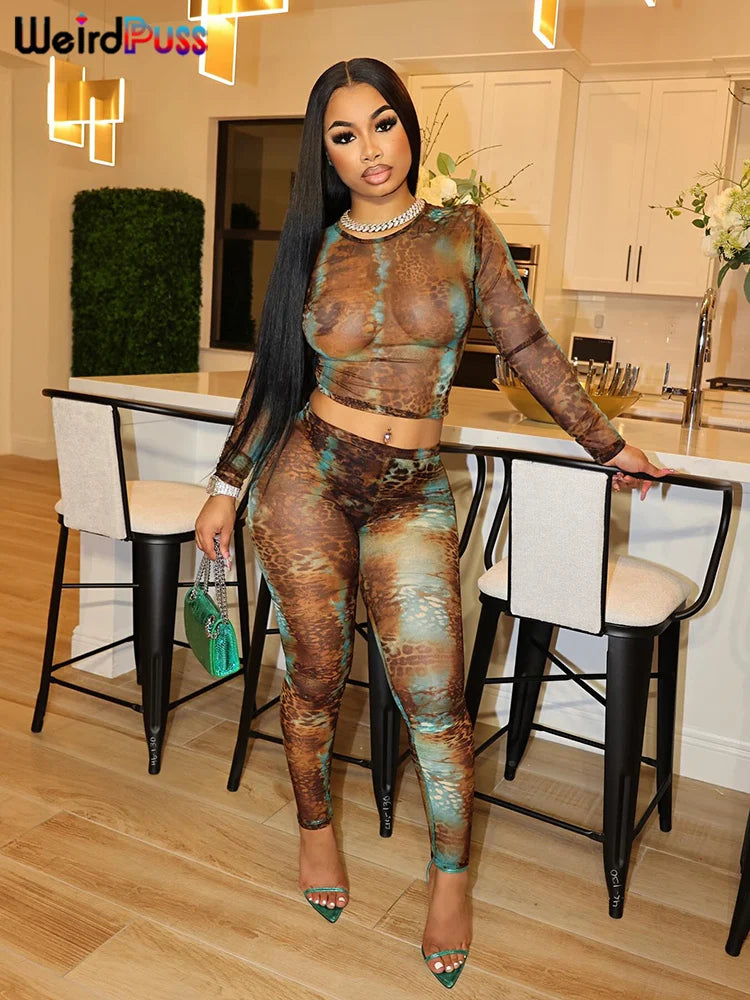 Sexy 2 Piece Thin Crop Tops+Leggings Leopard Print Fleece Nylon Spandex