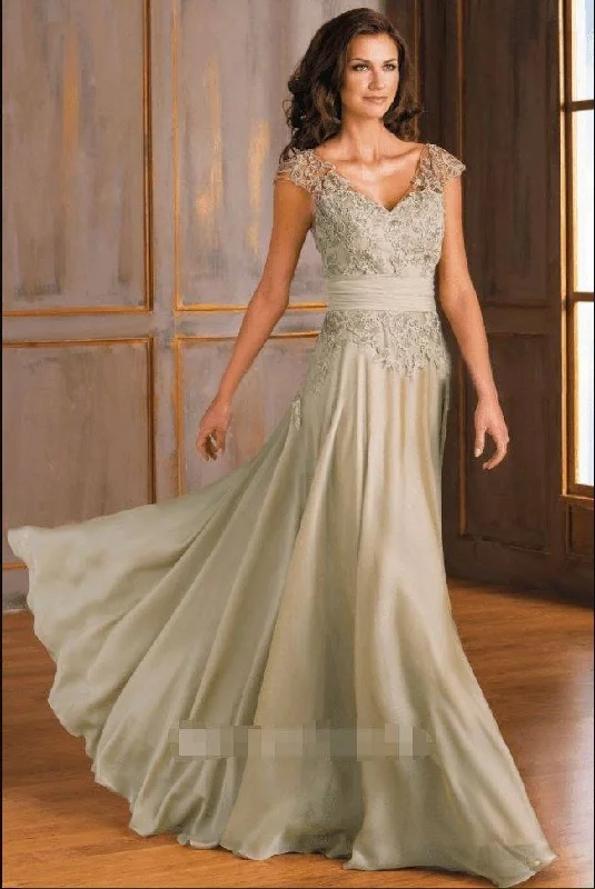 Cap-Sleeved V-Neck Long Mother Of The Bride Dress With Appliques And V-Back