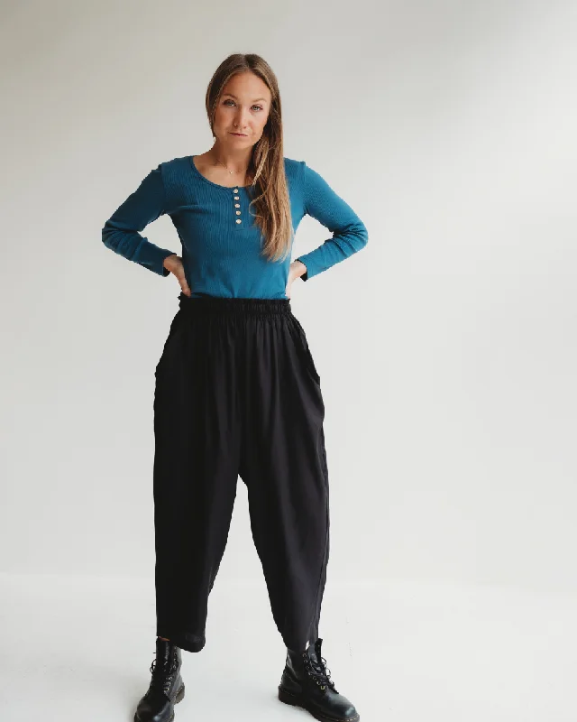 Betty Black Viscose Trousers High Waist Slim Fit Ankle Length