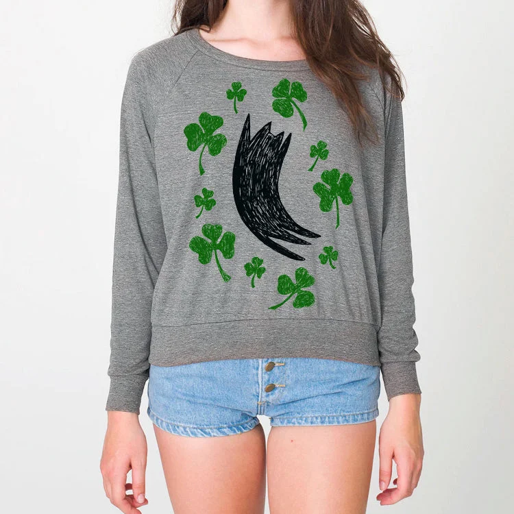 Womens Lucky Black Cat Shamrock Pullover Sweathsirt Oblong Neck Pullover