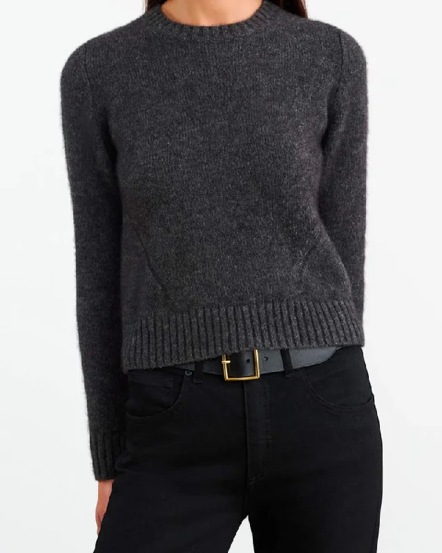 Gwendolyn Sweater in Charcoal Sweater Knitwear Pullover