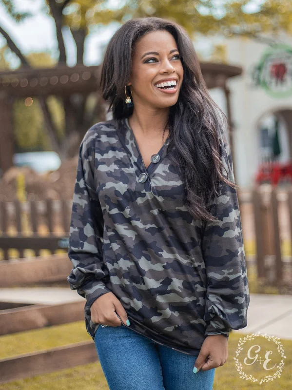 Southern Grace Since You Been Gone Pullover with Balloon Longsleeves and Buttons, Camouflage Chunky Knit Pullover