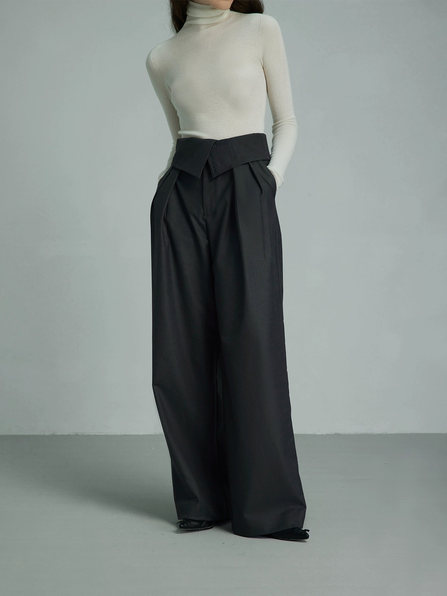 Black Wide-Leg High-Waist Trousers Trousers sophisticated sleek