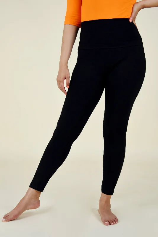 Super High Waist Tib Pant Regular in Black