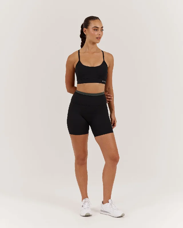 MVP LIVE SHORTS - BLACK FERN